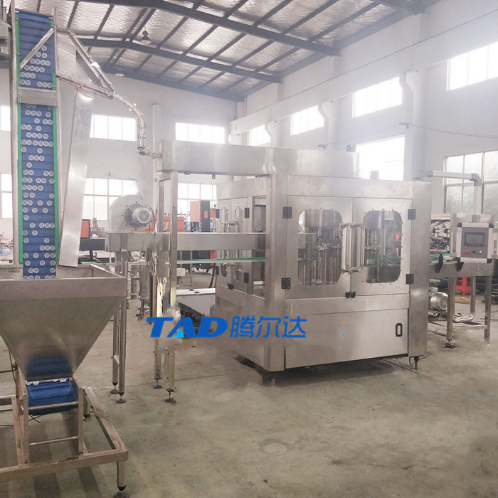 纯净水生产线的出现给人们带来了便利